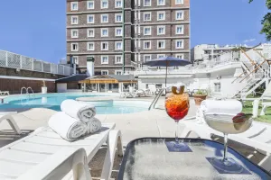 Image of Claridge Hotel
