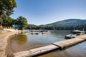 Image of Rathdrum Home w/ Hot Tub: Steps to Beach Access!
