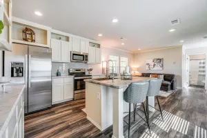 Image of Lovely Broken Bow Cottage w/ Hot Tub & Fire Pit!