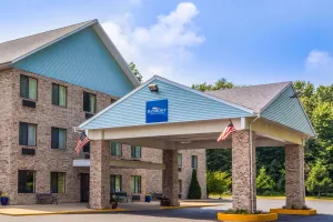 Image of Baymont by Wyndham New Buffalo