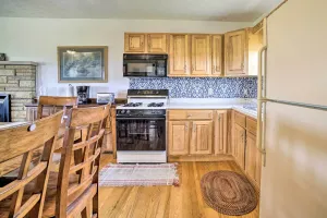 Image of McArthur Cabin Peaceful Getaway on Farm!