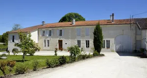 Image of Le Vieux Noyer