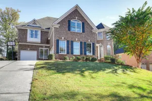 Image of Spacious Home with Backyard 3 Mi to Dtwn Duluth!