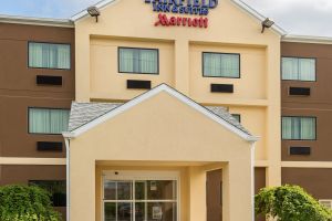 Image of Fairfield Inn & Suites Springfield