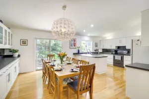 Image of Modern and Spacious Home - 6 Mi to Dtwn South Bend