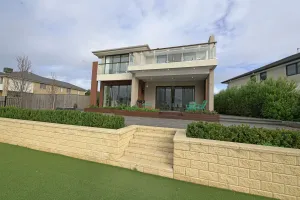 Image of Luxury Waterfront Villa BBQ Cafe WiFi Great Views 5BRM