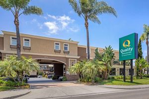 Image of Quality Inn & Suites Anaheim Maingate