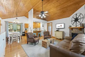 Image of Paradise Lodge Home