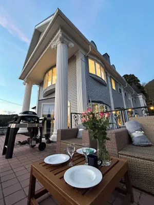 Image of HAKONE DOMA