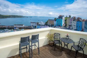 Image of St Julians View - 1 Bedroom Apartment - Tenby