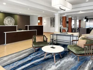 Image of Fairfield Inn & Suites by Marriott Rogers