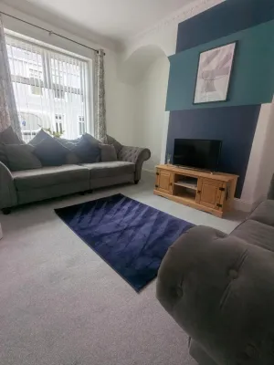 Image of Charming Newcastle Home With Garden, Perfect for Families & Contractors