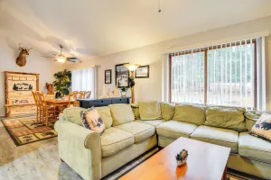 Image of Cozy Bartlett Condo with Deck and Resort Amenities!