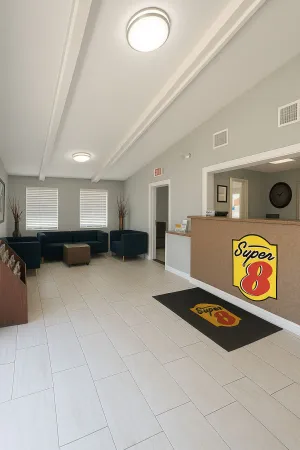 Image of Super 8 by Wyndham Lantana West Palm Beach