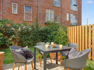 Image of Sanders Fields - Chic 3-bdr Townhouse w Terrace