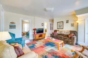 Image of Lake Michigan Vacation Rental 1 Block to Marina!