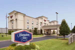 Image of Hampton Inn Siloam Springs