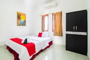 Image of RedDoorz near Universitas Pamulang