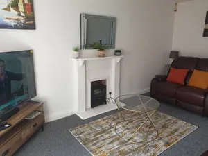 Image of 3 Bed House With Parking in Lighthorne Heath
