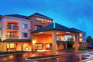 Image of Courtyard Cleveland Airport North