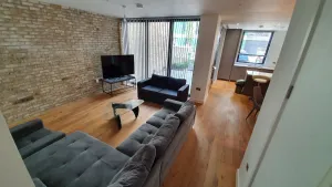 Image of Luxury London. O2 Greenwich sleeps 8-10