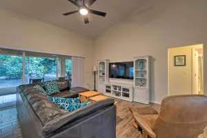 Image of Breezy Gulf Coast Getaway about 4 Mi to Beach Park