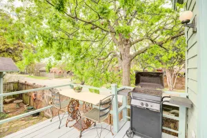 Image of Pet-Friendly Garden Studio in Woodland Heights!