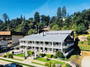 Image of Gunn House Hotel