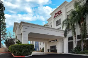 Image of Hampton Inn & Suites Tulare
