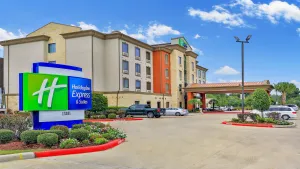 Image of Holiday Inn Express & Suites Houston South - Near Pearland by IHG