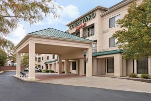 Image of Courtyard by Marriott Topeka