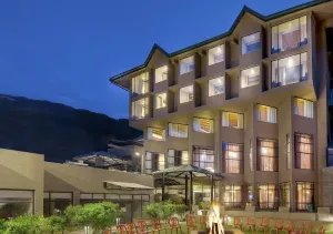 Image of Sterling Manali
