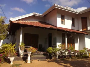 Image of Daisy villa