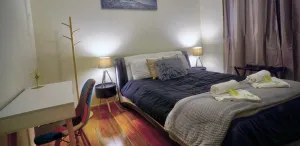 Image of Wollongong station holiday house with Wi-Fi,75 Inch TV, Netflix,Parking,Beach