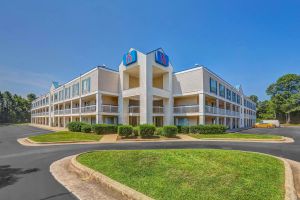 Image of Motel 6-Raleigh, NC - North