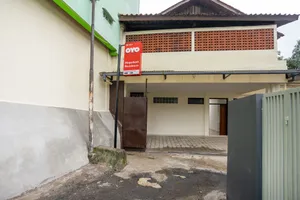 Image of Super OYO 3209 Hegarbudhi Residence