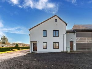 Image of Charming holiday home in Léglise with garden