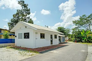 Image of Capital O 90423 Teratai Chalet