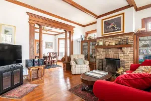 Image of Cozy Cape Cod Bungalow King Queen WD Full Kitchen Wifi Desk