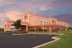 Image of Hampton Inn & Suites Moline-Quad City Int'l Aprt