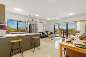Image of Yanti at Nightcliff Foreshore Pool Shops Cafe
