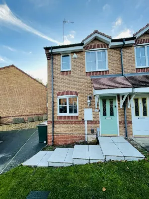 Image of Beautiful 2-bed Villa in Coventry