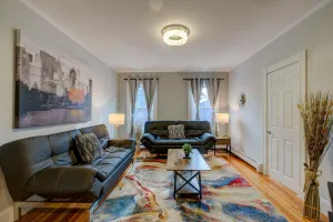 Image of Spacious 2bd 1ba Free Parking 3D Tour