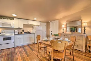 Image of Chic Main Street Retreat Less Than 7 Mi to KY Horse Park!