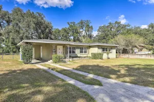 Image of Lakeland Home with Large Backyard about 1 Mile From FSC!