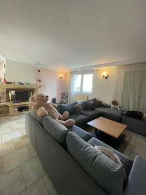 Image of Grande maison avec jardin