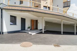 Image of Inviting Flat in Hart With Fitness Room