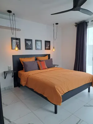 Image of Le 7