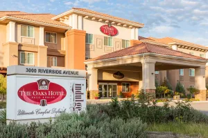 Image of The Oaks Hotel & Suites