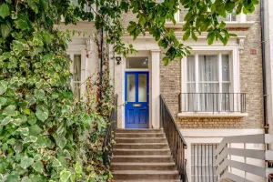Image of Bright Two Bedroom Apartment Near Vibrant Camden Town